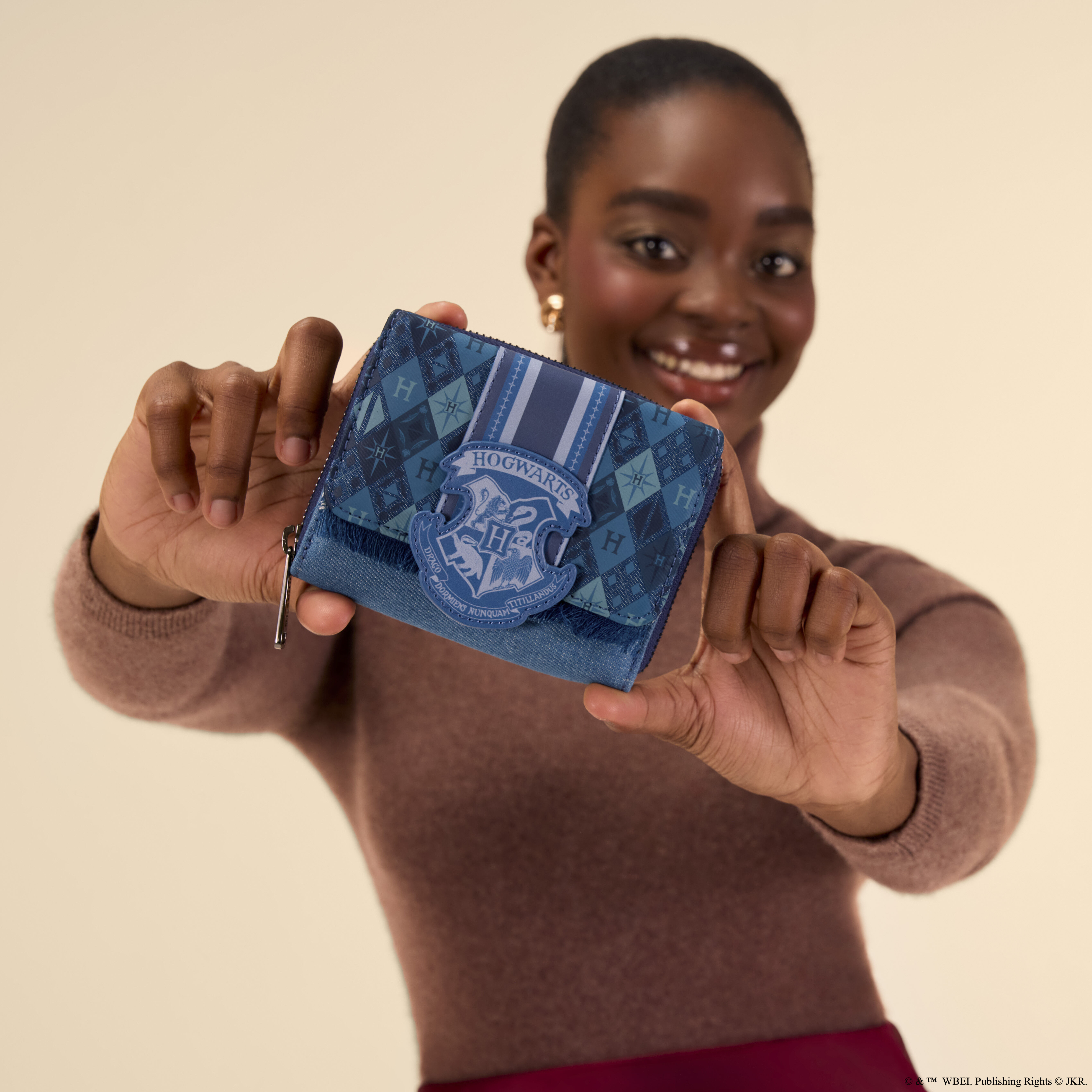 Harry Potter Hogwarts Denim Tri-fold Wallet - Image 2