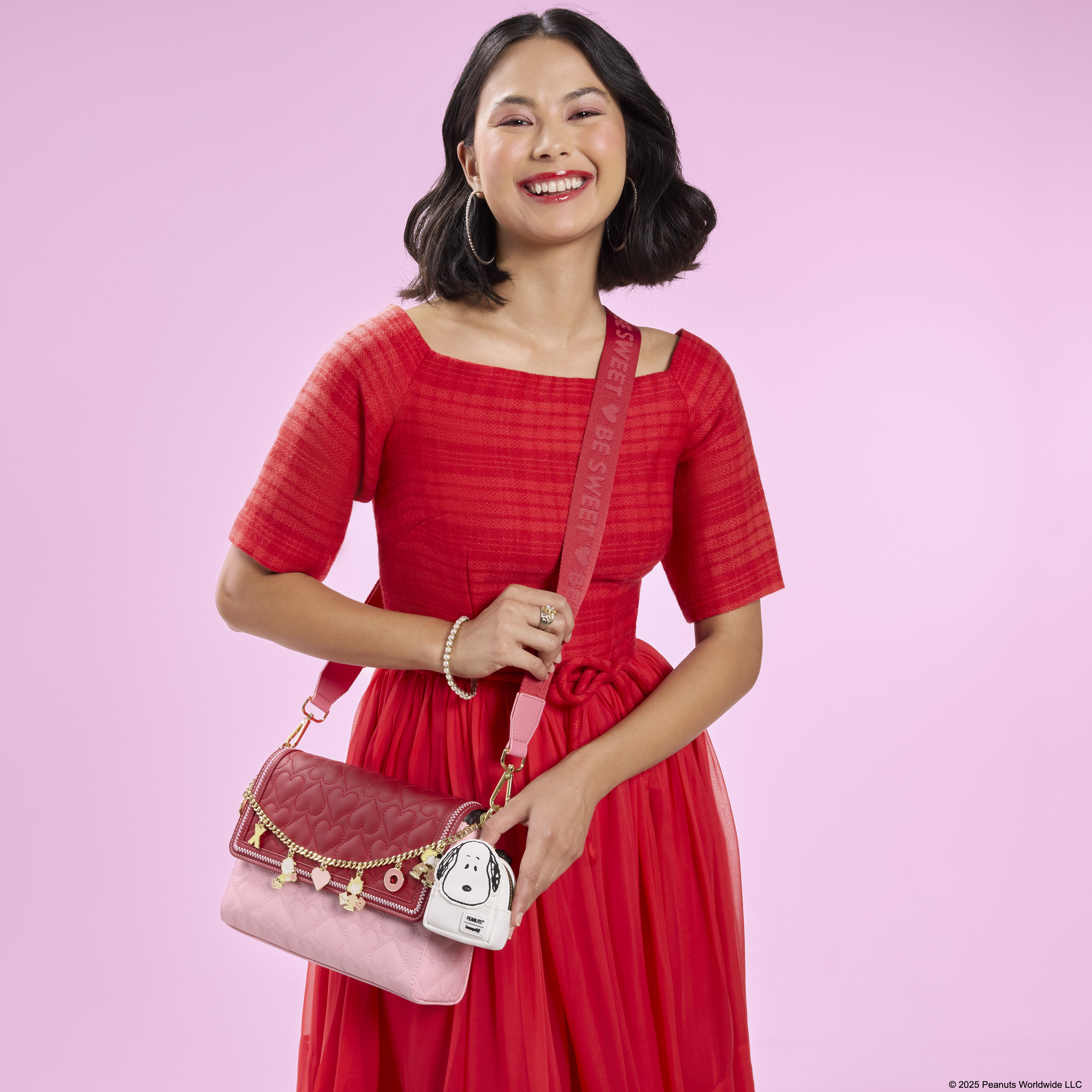 Peanuts Snoopy Valentine's Day Charm Crossbody Bag - Image 3